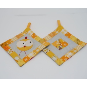 2512 Potholders 03 yellow.jpg