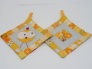 2512 Potholders 03 yellow.jpg